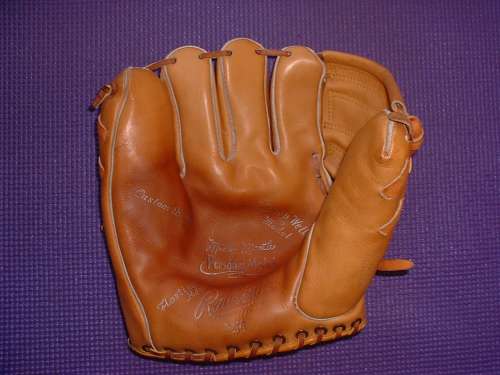 Mickey Mantle Rawlings MM Front
